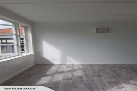 Photo of property in 24 Rewa Street, Takaro, Palmerston North, 4412