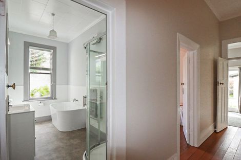 Photo of property in 30 Victoria Avenue, Dannevirke, 4930