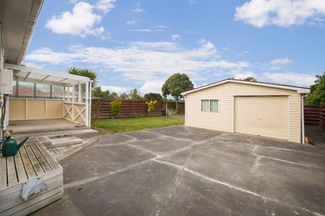 Photo of property in 32 Andrew Avenue, Roslyn, Palmerston North, 4414