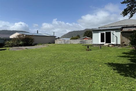 Photo of property in 22 Blake Street, Blaketown, Greymouth, 7805