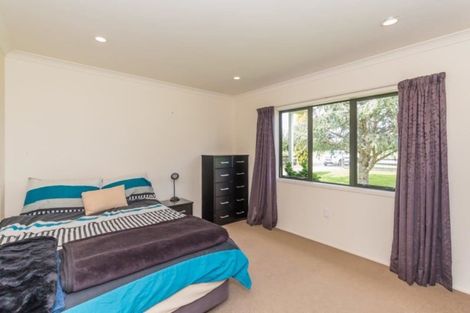 Photo of property in 1085 Queen Street East, Levin, 5571