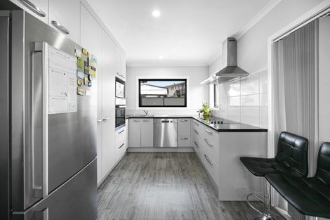 Photo of property in 27 Stan Heather Drive, Glenview, Hamilton, 3206