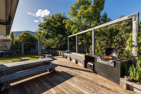 Photo of property in 54 Charles Court, Lake Hawea, Wanaka, 9382