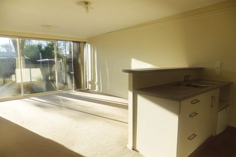 Photo of property in 37 Hillier Place, Spreydon, Christchurch, 8024