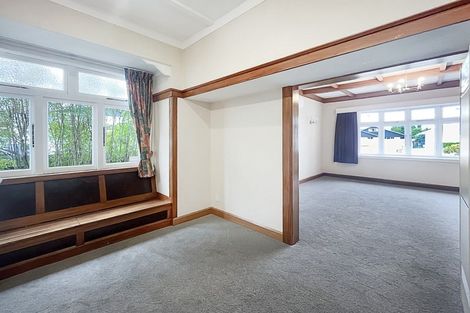 Photo of property in 19 Brightwater Terrace, Terrace End, Palmerston North, 4410