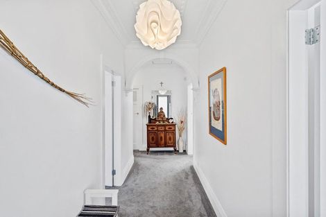 Photo of property in 23 Shortland Street, Regent, Whangarei, 0112