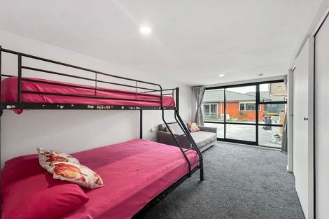 Photo of property in 2/479 Main South Road, Hornby, Christchurch, 8042