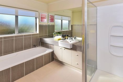 Photo of property in 6 Stranraer Crescent, Wattle Downs, Auckland, 2103