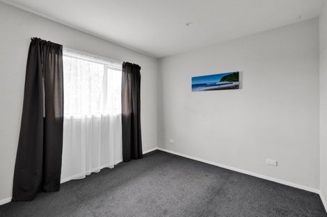 Photo of property in 102 Seaview Road, Westown, New Plymouth, 4310