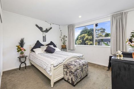 Photo of property in 2/10 Abbeygate Street, Birkdale, Auckland, 0626