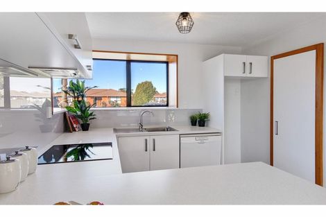 Photo of property in 7 Peebles Drive, Hei Hei, Christchurch, 8042