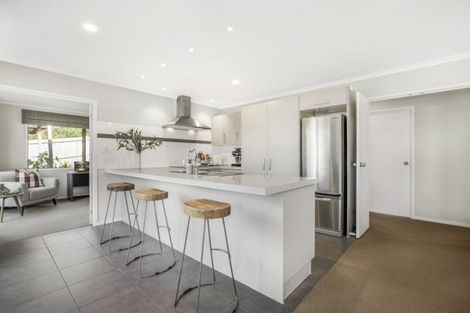 Photo of property in 12 Fendalton Place, Hatfields Beach, Orewa, 0931