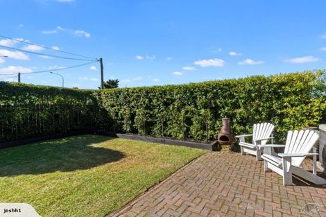 Photo of property in 1/86 Birkenhead Avenue, Birkenhead, Auckland, 0626