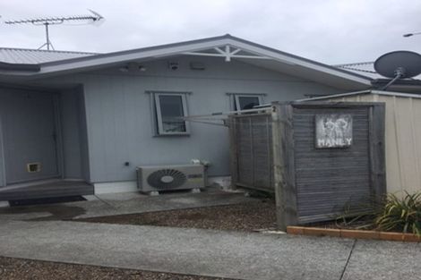 Photo of property in 2/925 Whangaparaoa Road, Manly, Whangaparaoa, 0930