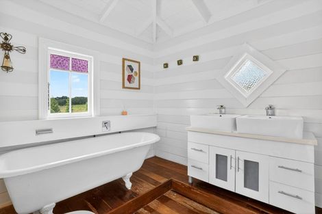 Photo of property in 24a Waterview Crescent, Kaiwaka, 0573