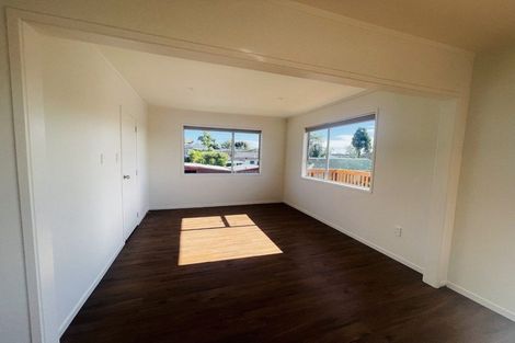 Photo of property in 1/54 Lynwood Road, New Lynn, Auckland, 0600