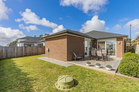 Photo of property in 69 Nobilo Road, Kumeu, 0810