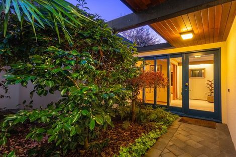 Photo of property in 10 Edgewater Street, Waikanae, 5036