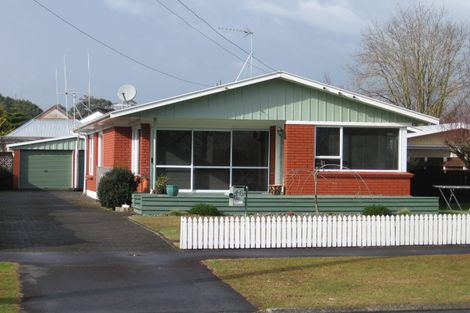 Photo of property in 46 Lewis Street, Glenview, Hamilton, 3206