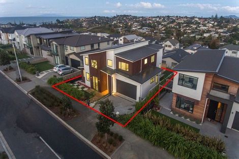 Photo of property in 32 Caldera Drive, Long Bay, Auckland, 0630