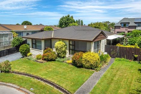 Photo of property in 17 Wakelin Place, Redwood, Christchurch, 8051