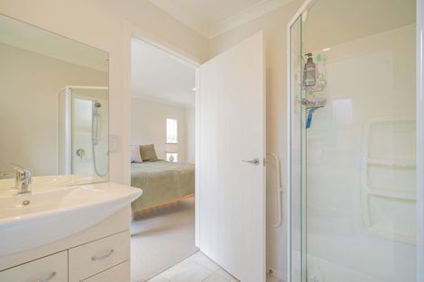 Photo of property in 3 Mermaid Place, Whitianga, 3510