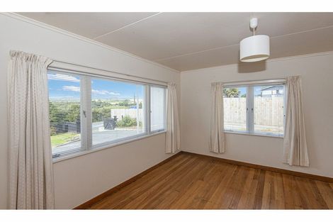 Photo of property in 137 King Street, Hikurangi, 0114