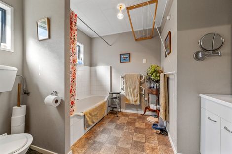 Photo of property in 14 Naylor Street, Clyde, 9330