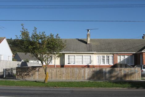 Photo of property in 1/54 Seddon Street, Naenae, Lower Hutt, 5011