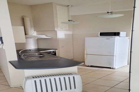 Photo of property in Haight Ashbury House, 2/11a Johnston Street, Wellington Central, Wellington, 6011