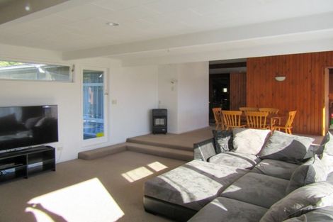 Photo of property in 2 Oak Street, Mangapapa, Gisborne, 4010