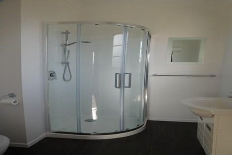 Photo of property in 330 Carrington Street, Vogeltown, New Plymouth, 4310