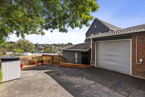 Photo of property in 2/15 Eastwood Rise, Browns Bay, Auckland, 0630