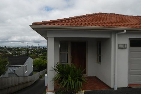 Photo of property in 11 Monarch Avenue, Hillcrest, Auckland, 0627