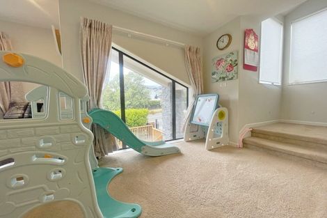 Photo of property in 10 Bounty Road, Long Bay, Auckland, 0630