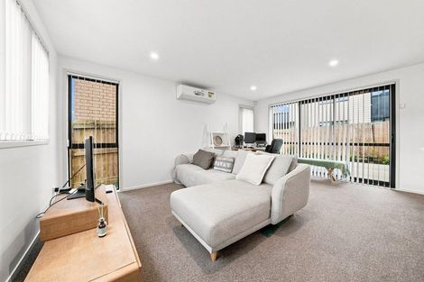 Photo of property in 10c Milton Road, Papatoetoe, Auckland, 2024