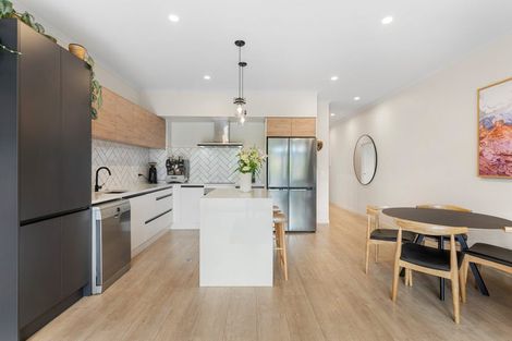 Photo of property in 15 Hudson Bay Road, Hobsonville, Auckland, 0616