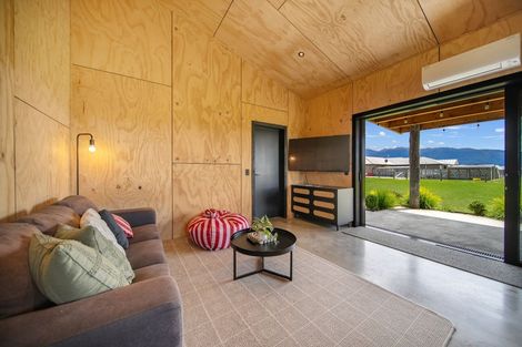 Photo of property in 49 Pukutahi Drive, Te Anau, 9600