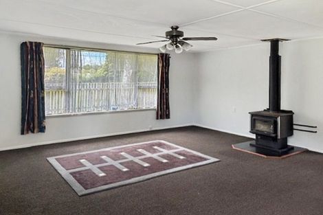 Photo of property in 2 Saint Andrews Drive, Tokoroa, 3420