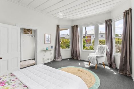 Photo of property in 4 Argyle Street, Mornington, Dunedin, 9011