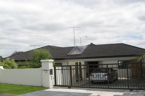 Photo of property in 18 De Luen Avenue, Tindalls Beach, Whangaparaoa, 0930