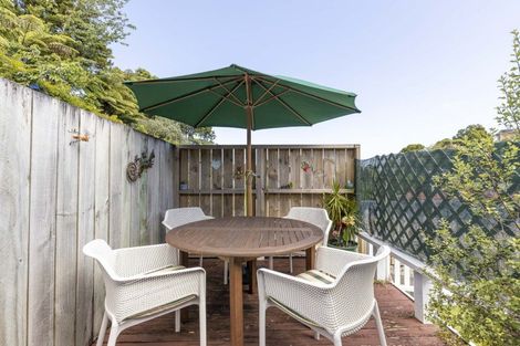 Photo of property in 14a Ambury Place, Merrilands, New Plymouth, 4312