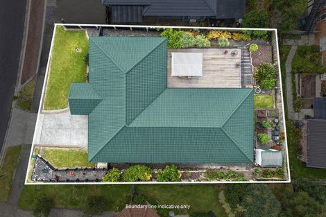 Photo of property in 27 Roy Maloney Drive, Henderson, Auckland, 0612