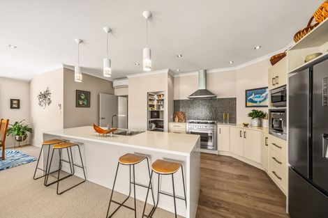 Photo of property in 13 Marua Palm Grove, Timberlea, Upper Hutt, 5018