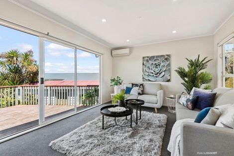 Photo of property in 3 Rossport Street, Johnsonville, Wellington, 6037