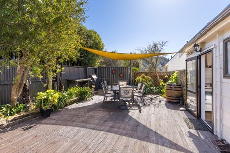 Photo of property in 251a Waikawa Road, Waikawa, Picton, 7220