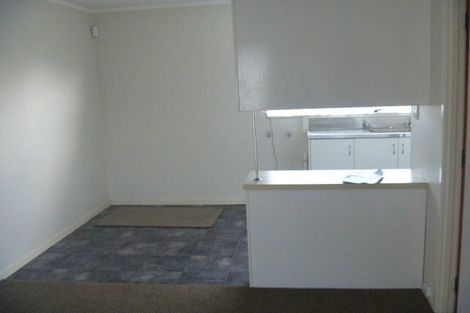 Photo of property in 2 Hobman Place, Manurewa, Auckland, 2102