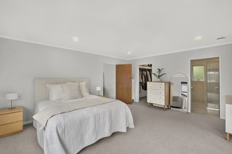 Photo of property in 1a Lismore Street, Strandon, New Plymouth, 4312