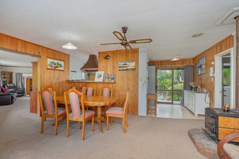 Photo of property in 8 Parkland Place, Whitianga, 3510