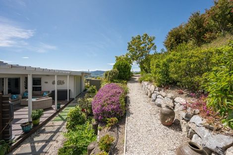 Photo of property in 23 Katania Heights, Brightwater, 7022